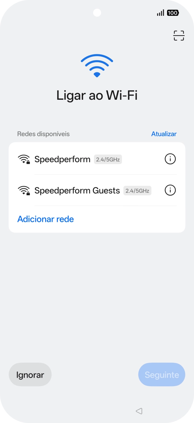 Prima a rede Wi-Fi pretendida.