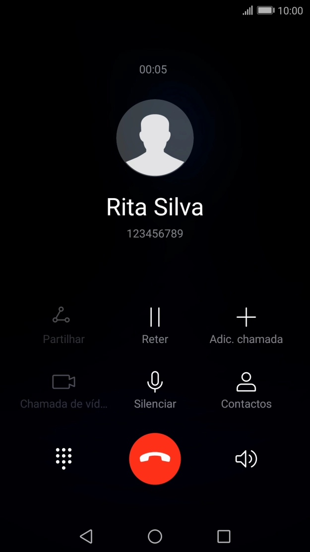 Prima o ícone para terminar a chamada.