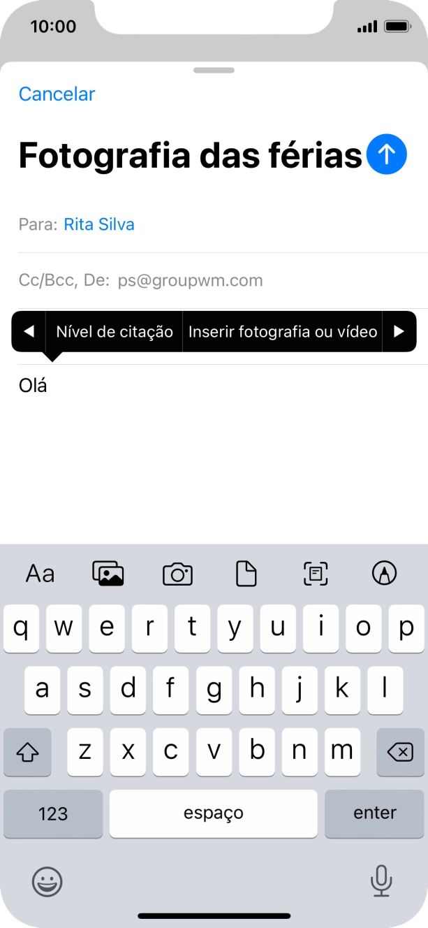 Prima Inserir fotografia ou vídeo e siga as indicações no ecrã para anexar uma imagem ou um clipe de vídeo.