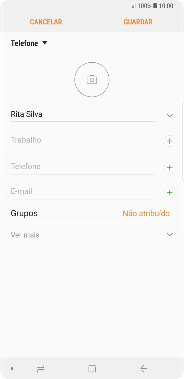Prima Telefone e introduza o número de telefone pretendido.