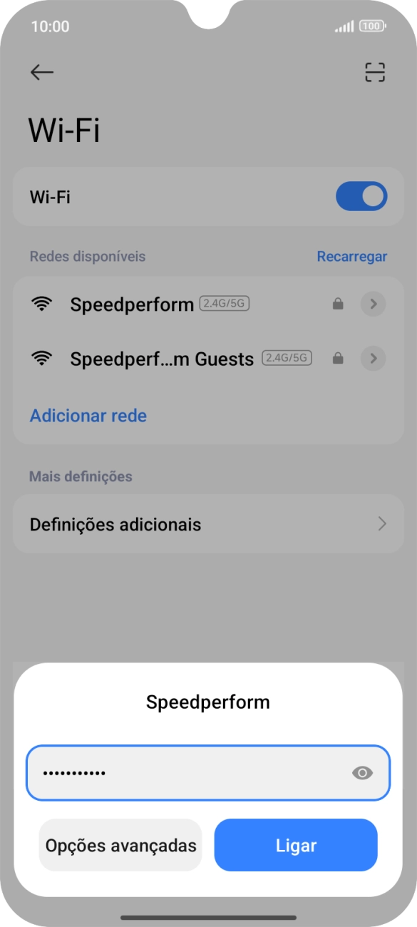 Introduza a password da rede Wi-Fi e prima Ligar.