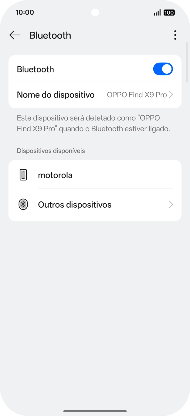 Prima o dispositivo Bluetooth pretendido e siga as indicações no ecrã para emparelhar o dispositivo pretendido com o telefone.