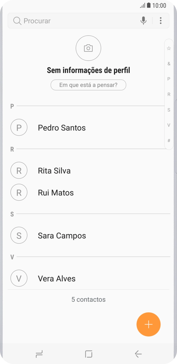 Prima o ícone de novo contacto.