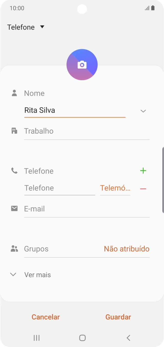 Prima Telefone e introduza o número de telefone pretendido.