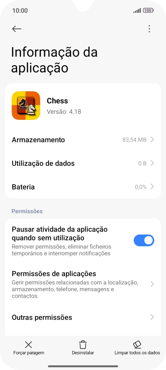 Para voltar ao ecrã inicial, deslize o dedo de baixo para cima a partir da base do ecrã.