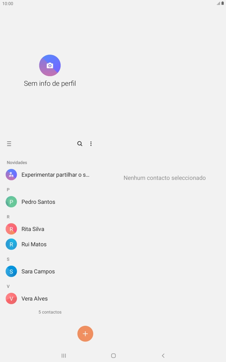 Prima o ícone de novo contacto.