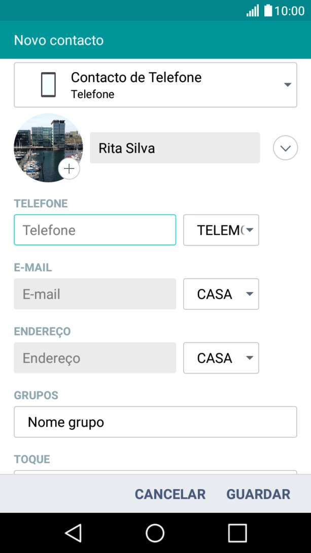 Prima Telefone e introduza o número de telefone pretendido.