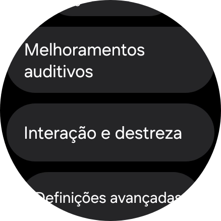 Prima Melhoramentos auditivos e siga as indicações no ecrã para escolher as definições pretendidas.