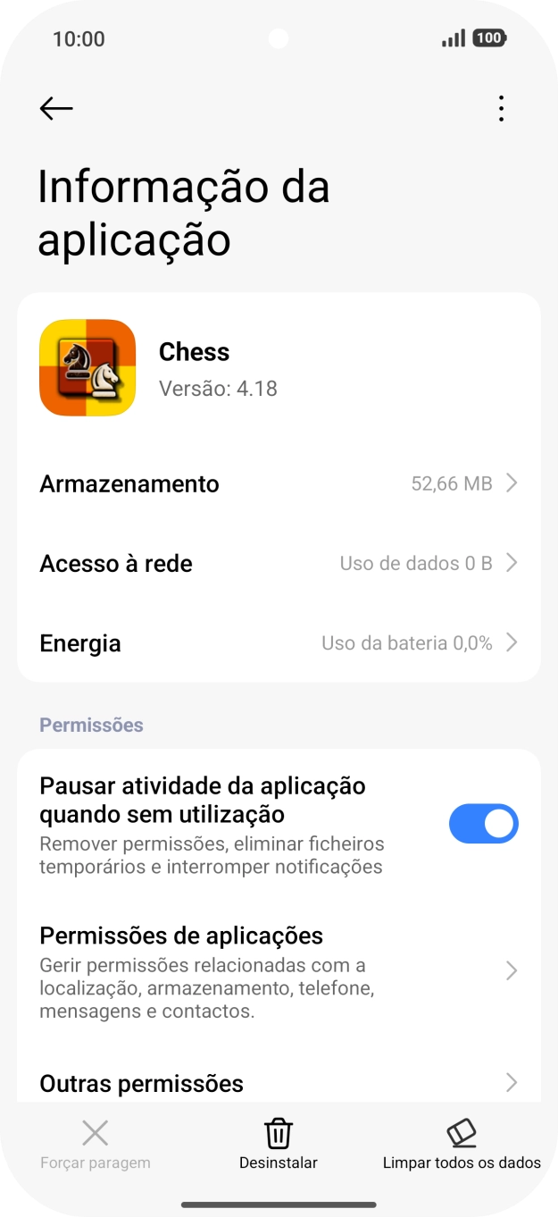 Para voltar ao ecrã inicial, deslize o dedo de baixo para cima a partir da base do ecrã.