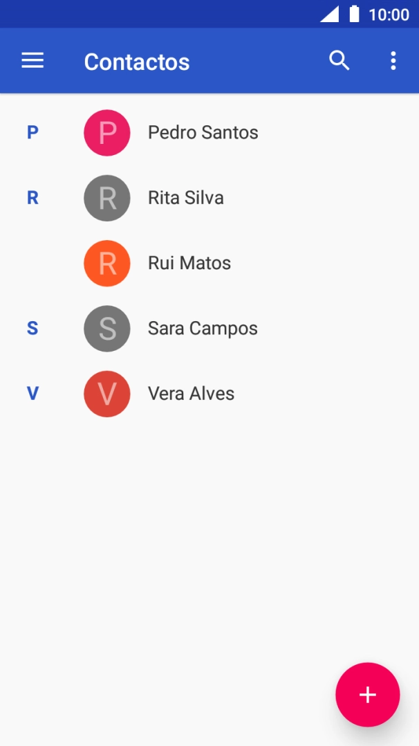 Prima o ícone de novo contacto.
