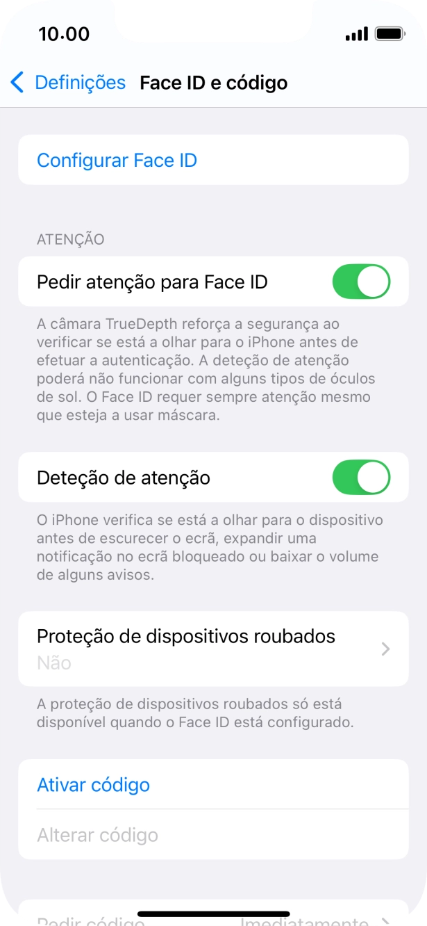 Prima Ativar código e introduza um código de bloqueio do telefone à escolha duas vezes de seguida.