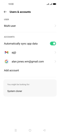 Press the indicator next to 'Automatically sync app data' to turn the function on or off.