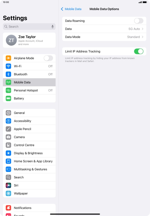 Press the indicator next to 'Data Roaming' to turn the function on or off.