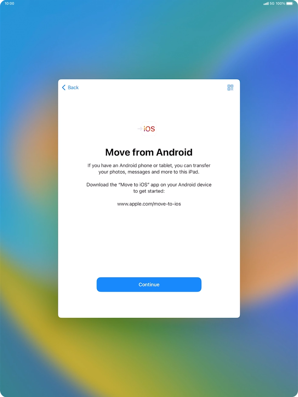 To transfer content to your tablet, you need to install the app 'Move to iOS' on the Android device. When the app is installed, press Continue.