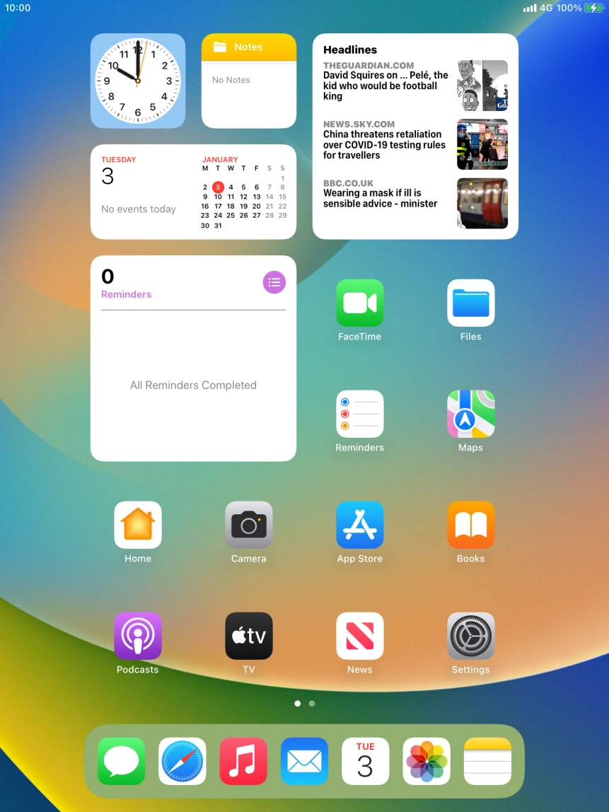 When the battery charging icon is displayed, charging is in progress.