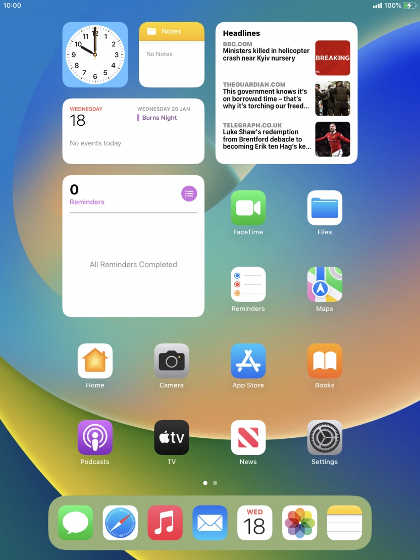 When the battery charging icon is displayed, charging is in progress.