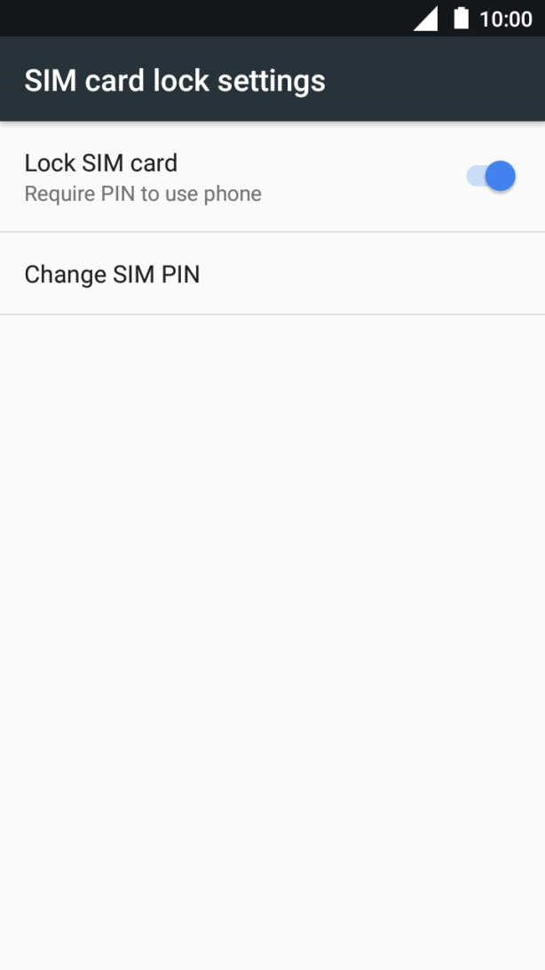 Press the indicator next to 'Lock SIM card' to turn the function on or off.