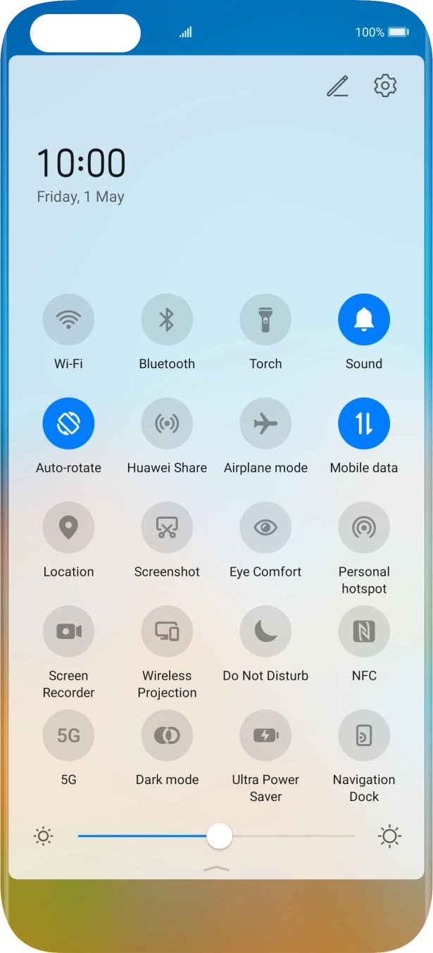 Press Mobile data to turn the function on or off.