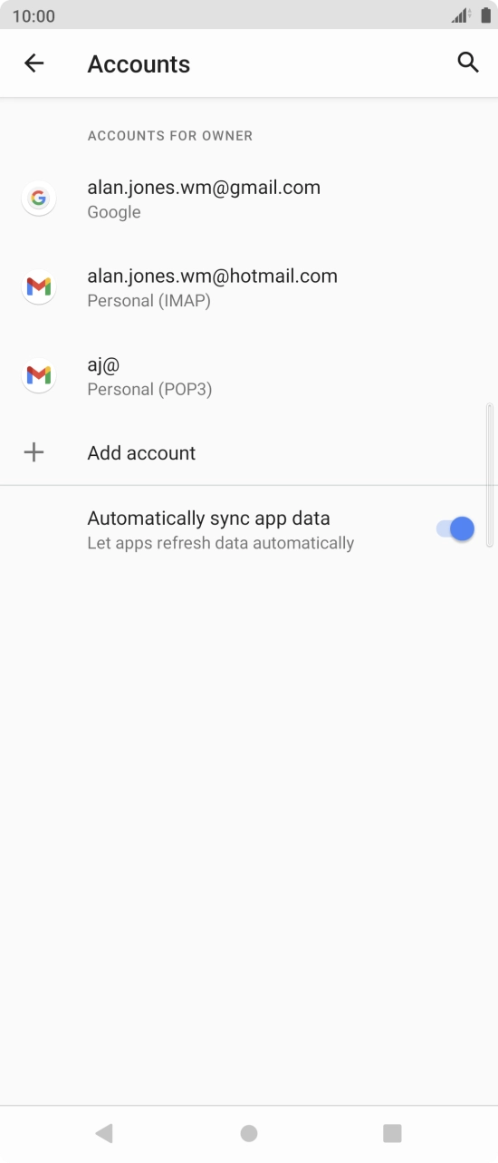 Press the indicator next to 'Automatically sync app data' to turn the function on or off.