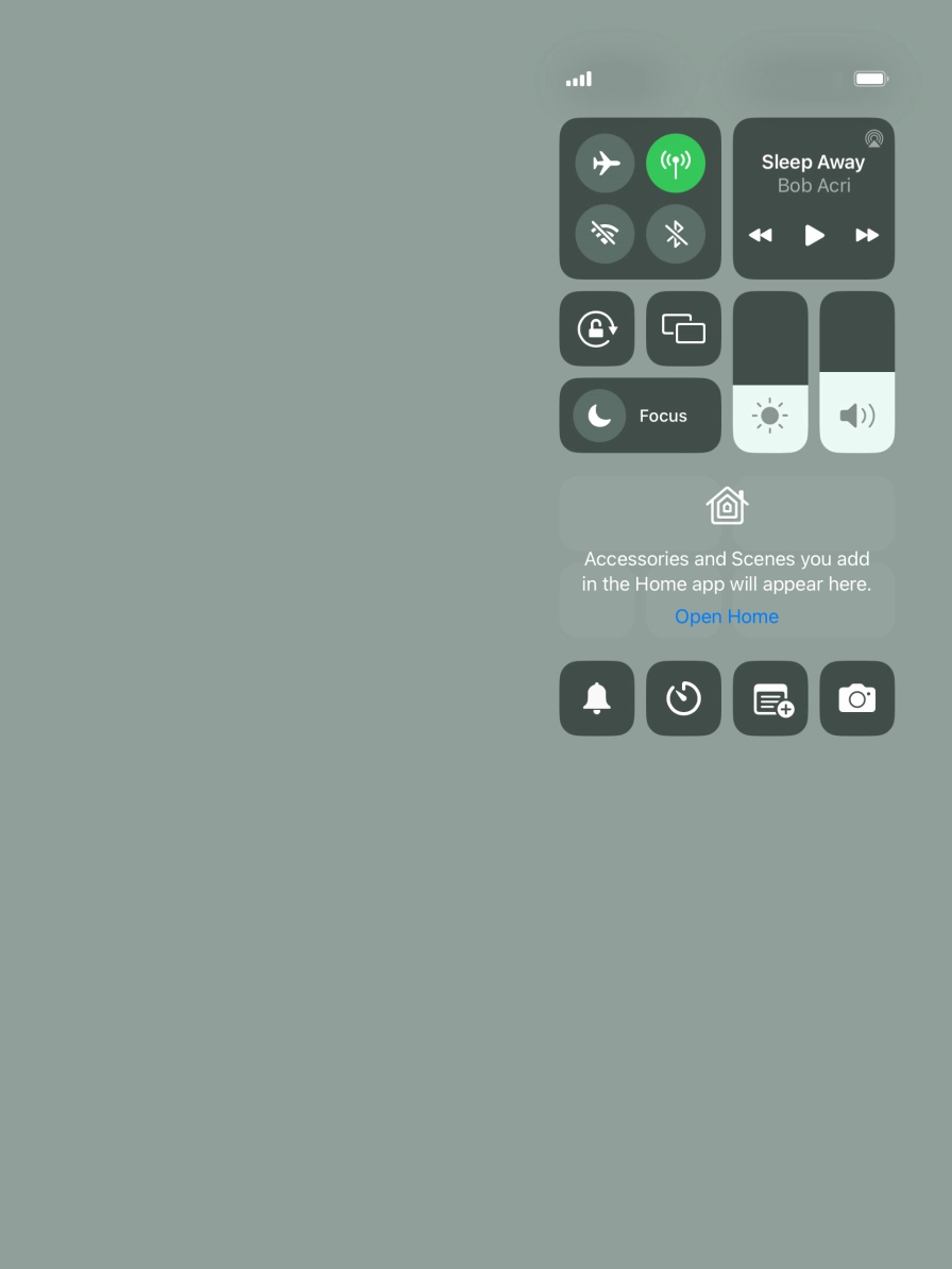 Press the flight mode icon to turn the function on or off. Press the flight mode icon to turn the function on or off.
