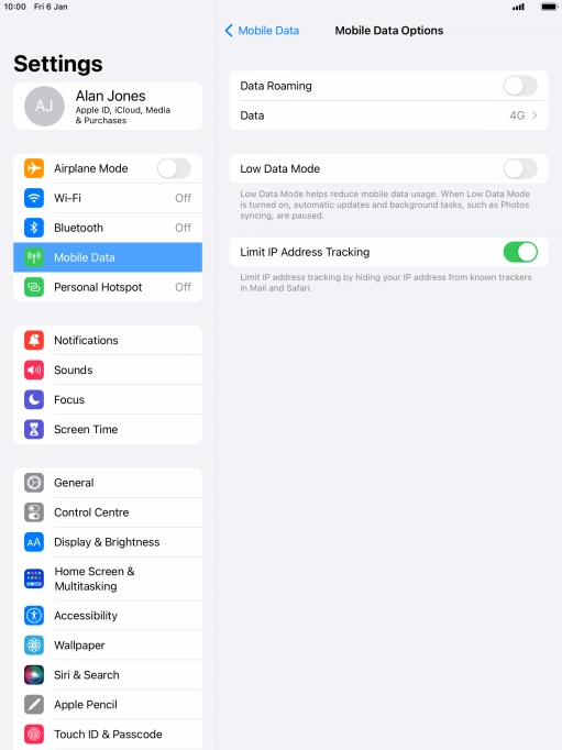 Press the indicator next to 'Data Roaming' to turn the function on or off.