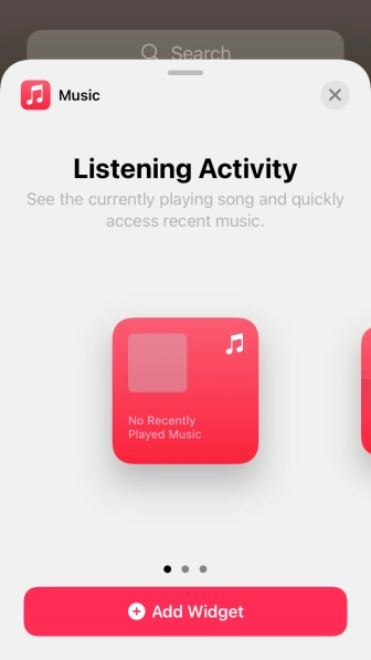Slide your finger right or left on the screen to select the required widget size. Slide your finger right or left on the screen to select the required widget size.