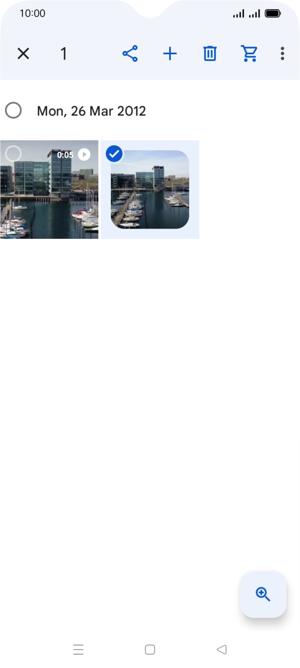 Press the required pictures or video clips. Press the required pictures or video clips.