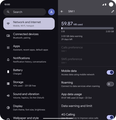 Press the indicator next to 'Roaming' to turn the function on or off.