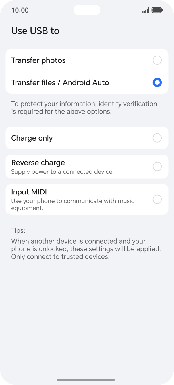 Press Transfer files / Android Auto.