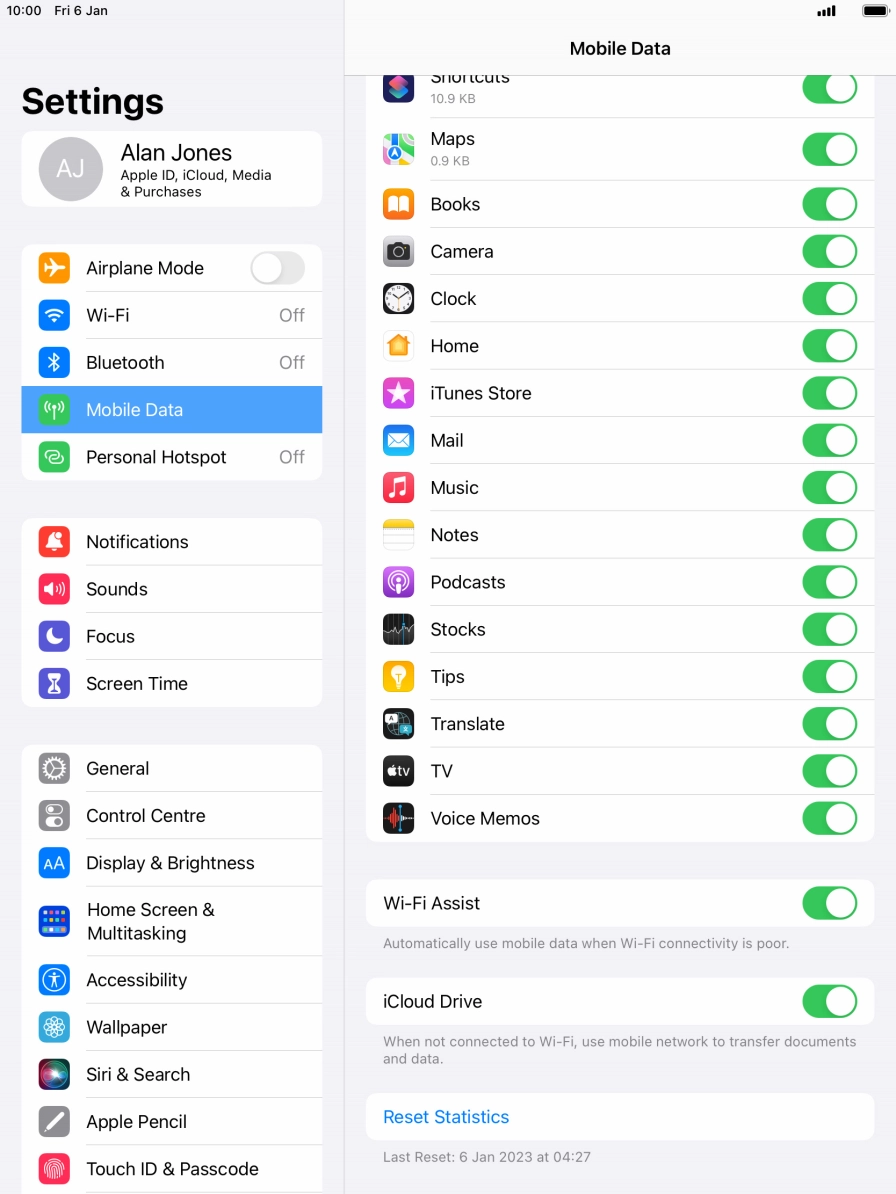 Press the indicator next to 'Wi-Fi Assist' to turn the function on or off. Press the indicator next to 'Wi-Fi Assist' to turn the function on or off.