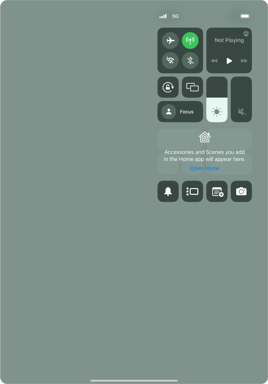 Press the flight mode icon to turn the function on or off. Press the flight mode icon to turn the function on or off.