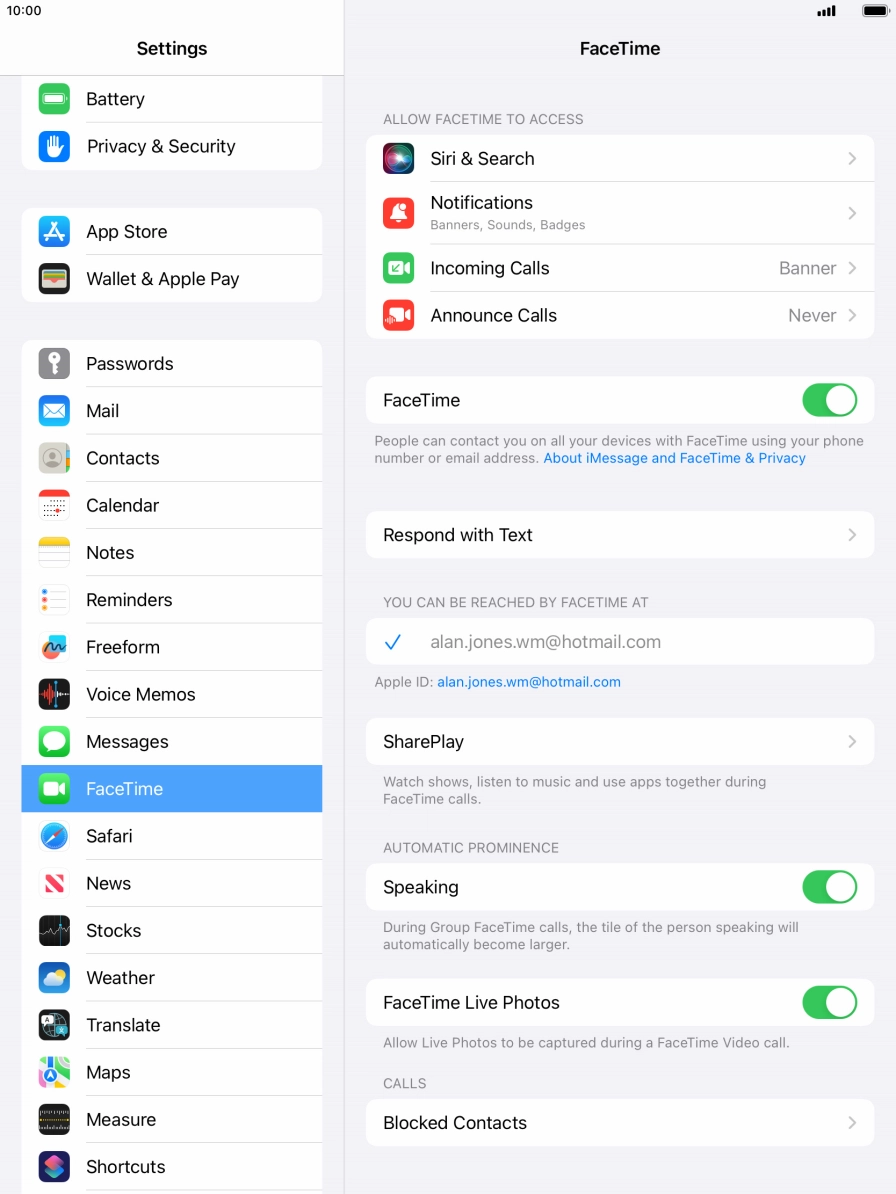 Press the indicator next to 'FaceTime' to turn the function on or off.