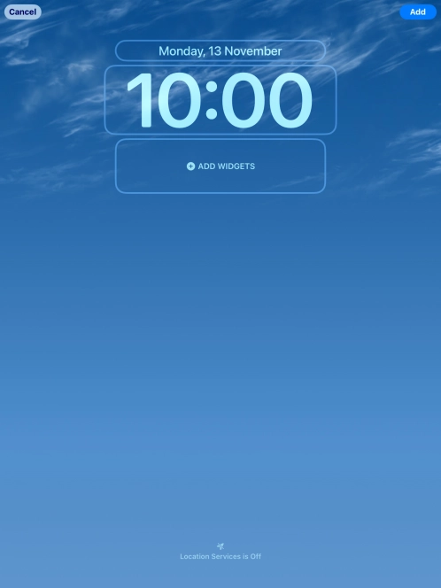 To customise the way the lock screen date is displayed, press the date widget and follow the instructions on the screen to select the required widget display mode.