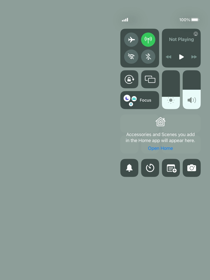 Press the flight mode icon to turn the function on or off. Press the flight mode icon to turn the function on or off.