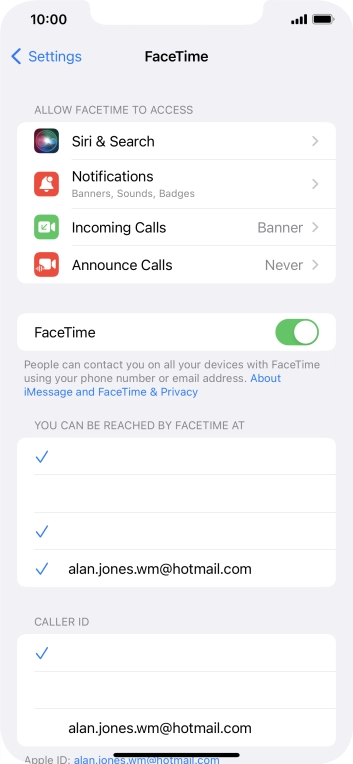 Press the indicator next to 'FaceTime' to turn the function on or off. Press the indicator next to 'FaceTime' to turn the function on or off.