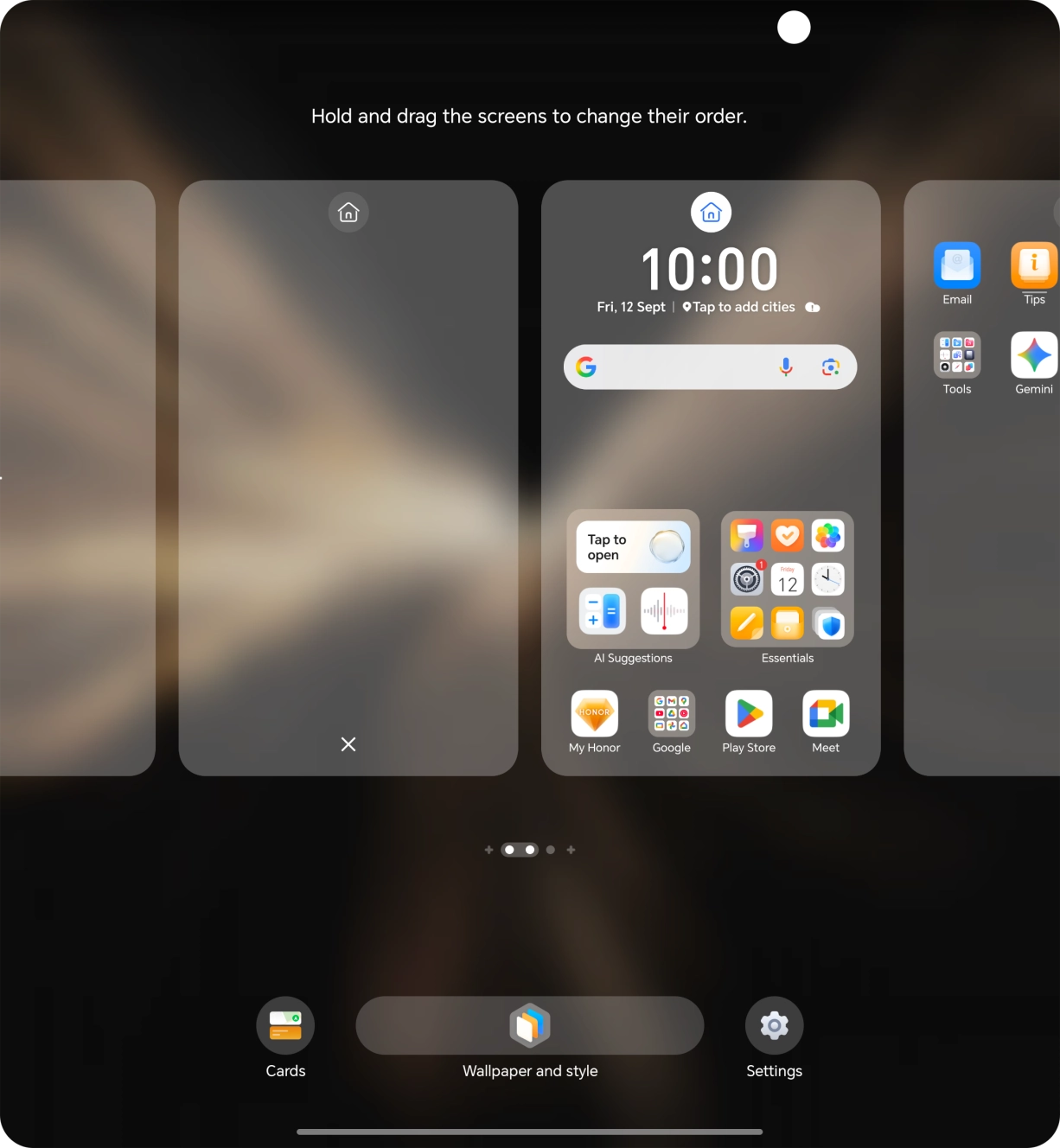 Press the remove icon to remove the home screen page.