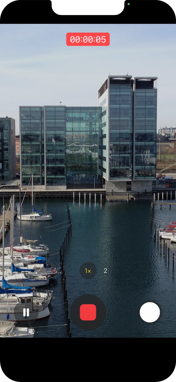 Press the stop icon to stop the recording. Press the stop icon to stop the recording.