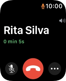 Prima o ícone de terminar chamada para terminar a chamada e voltar ao ecrã inicial.
