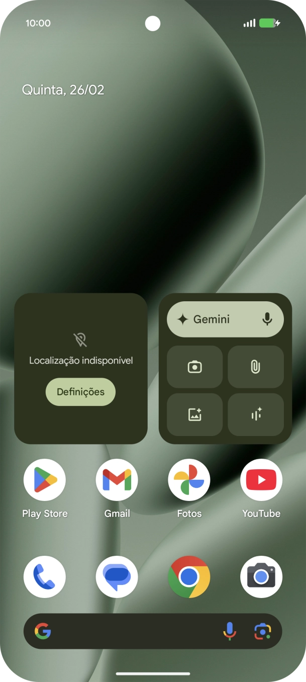 Quando o ícone de bateria em carregamento for mostrado no ecrã, a bateria está em carregamento.