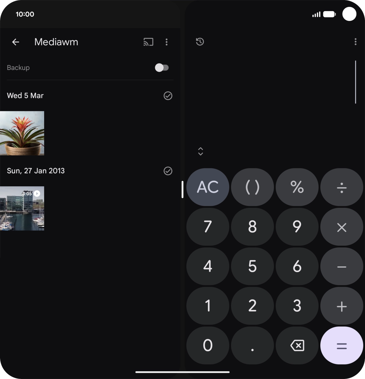 The applications are now shown in split screen view and you can use both applications at the same time.