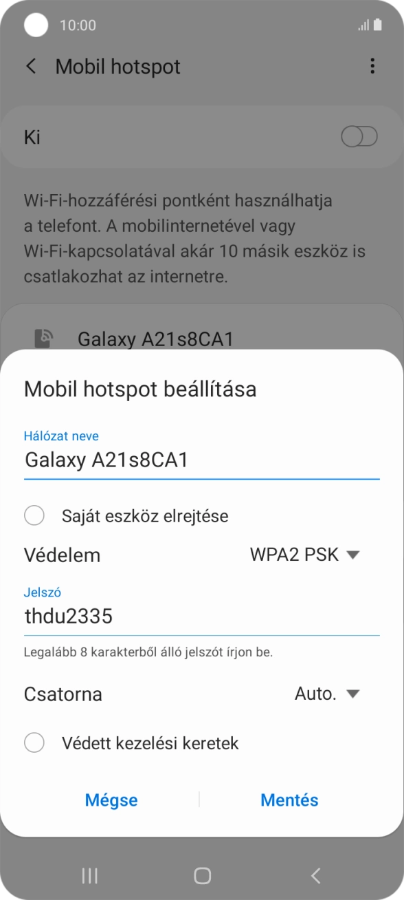Kattints a „Hálózat neve” alatti mezőre, és írd be a Wi-Fi hotspot kívánt nevét. Kattints a „Hálózat neve” alatti mezőre, és írd be a Wi-Fi hotspot kívánt nevét.