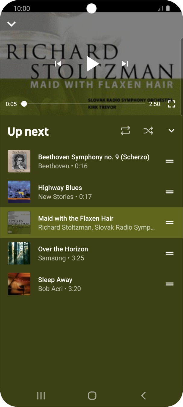Press the repeat icon to turn the function on or off.