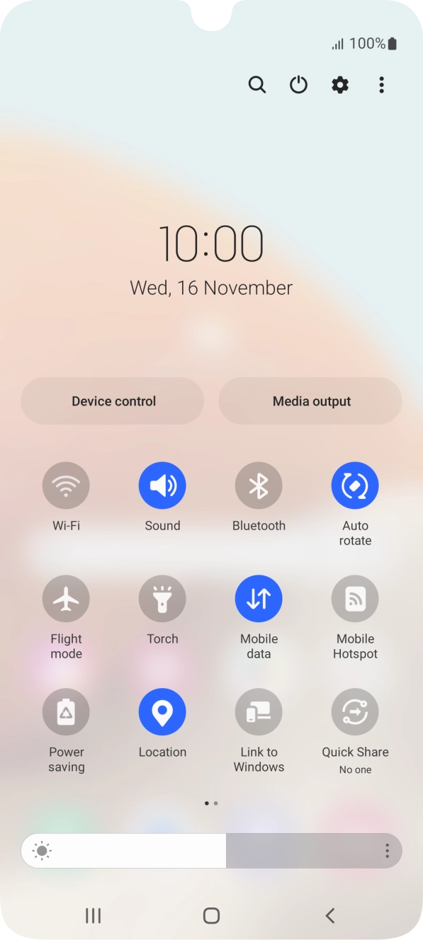 Press the flight mode icon to turn the function on or off.