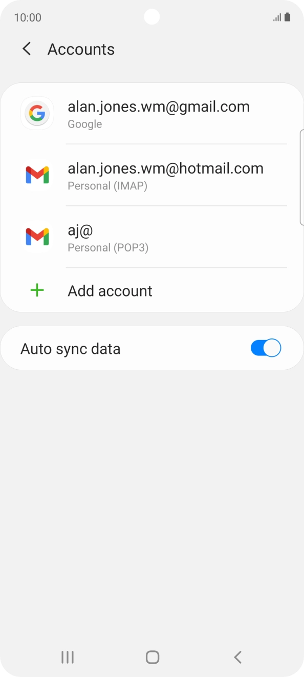 Press the indicator next to 'Auto sync data' to turn the function on or off.