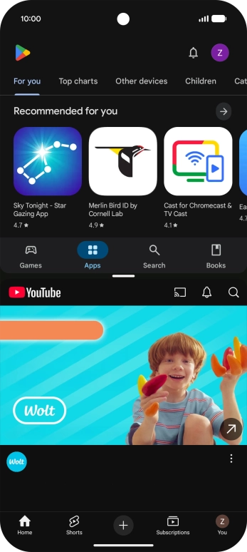 The applications are now shown in split screen view and you can use both applications at the same time.
