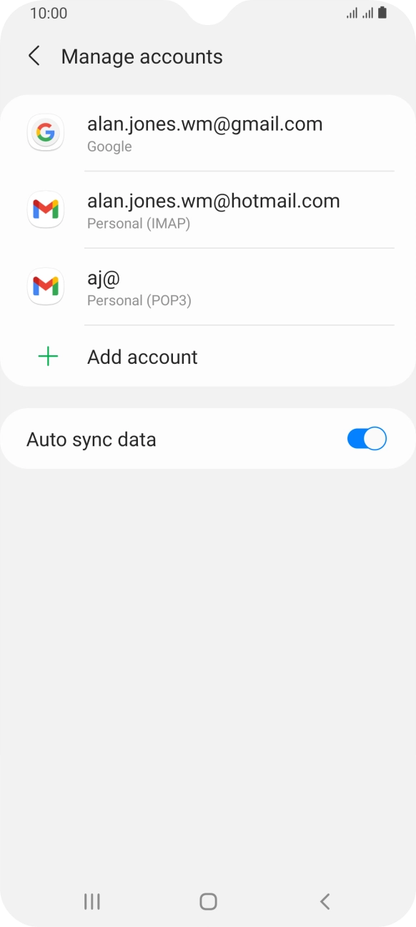Press the indicator next to 'Auto sync data' to turn the function on or off.