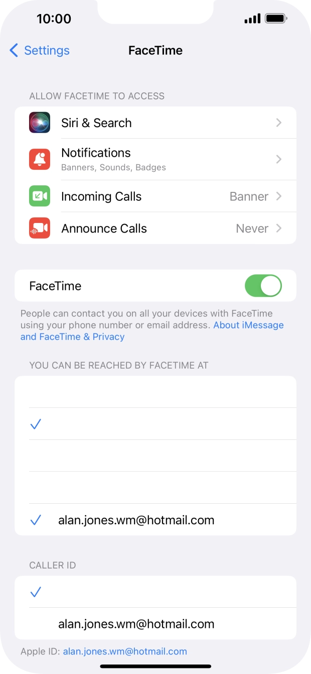 Press the indicator next to 'FaceTime' to turn the function on or off.