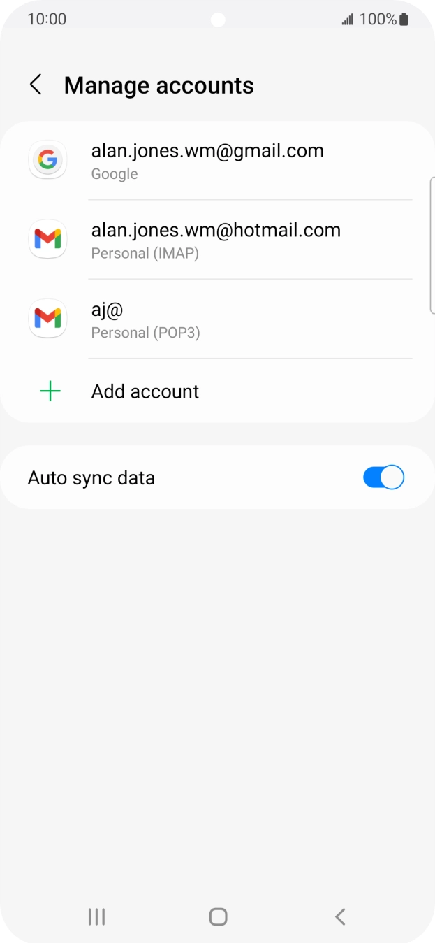 Press the indicator next to 'Auto sync data' to turn the function on or off.