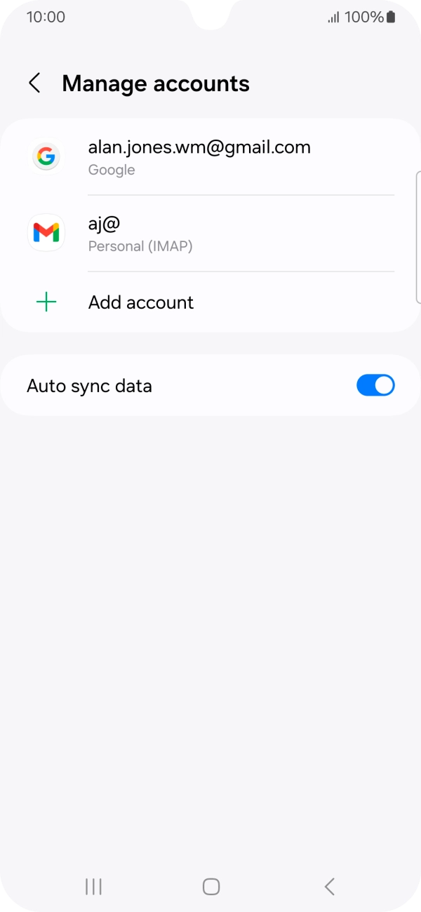 Press the indicator next to 'Auto sync data' to turn the function on or off.