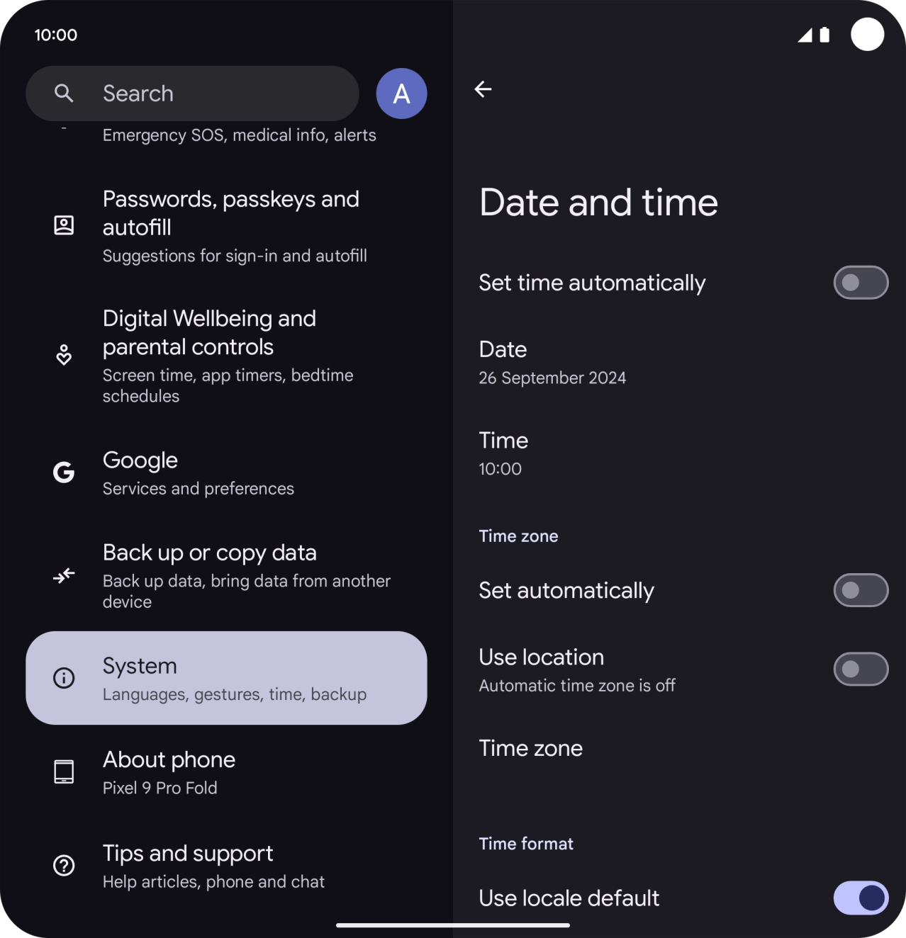 Press the indicator next to 'Set time automatically' to turn on the function.